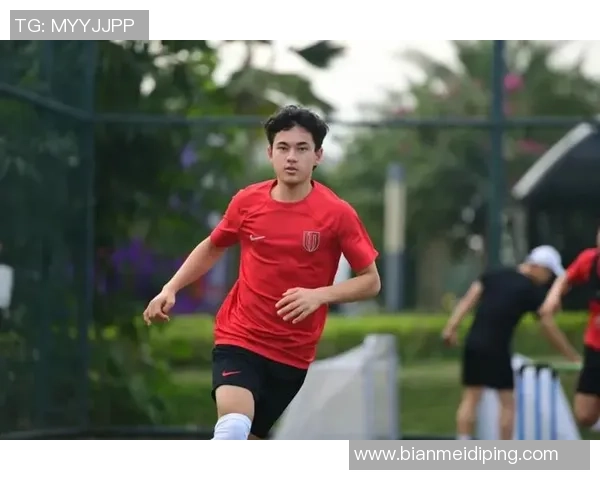 成都足球第一球星是谁 他在成都足球历史中的地位和影响揭秘